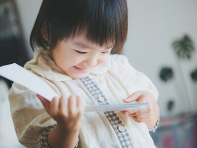 ねえ・・・この後、図書館に行かない・・・「なんで？」